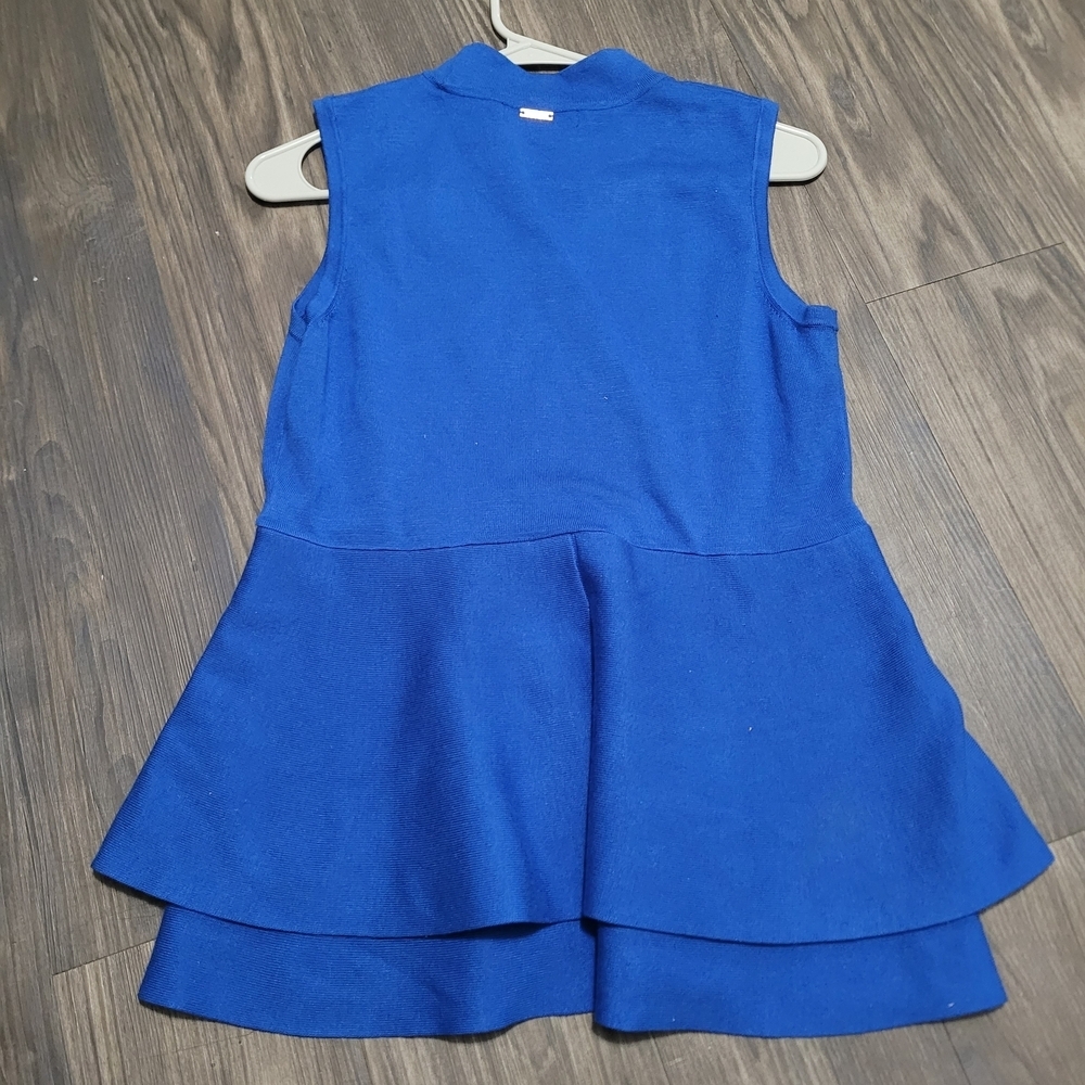 Ivanka Trump Sleeveless Pullover Sweater Top Size M Royal Blue Knit